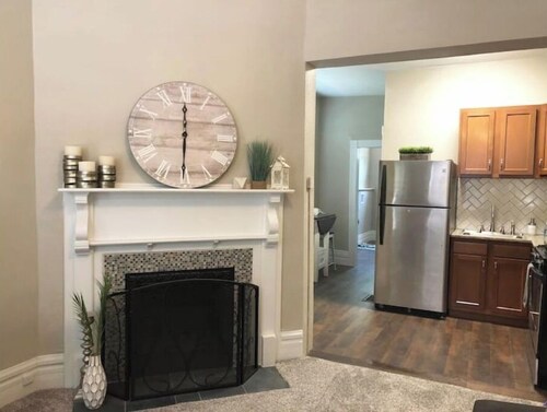 Helen Hunt Hideaway - Downtown