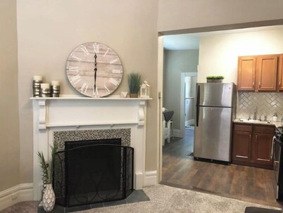 Helen Hunt Hideaway - Downtown