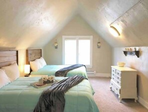 3 chambres, fer et planche à repasser, accès au Wi-Fi (inclus)