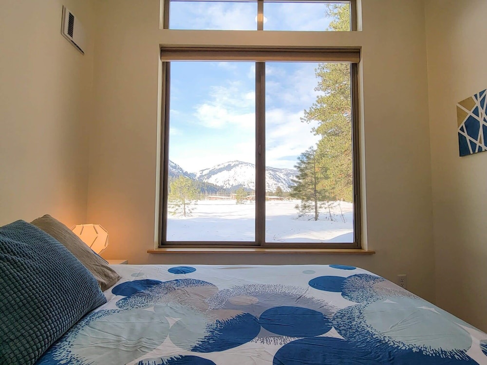 Mazama Haven - Great Views, Near River & Trails - Okanogan County