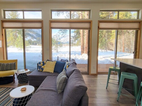 Mazama Haven - Great Views, Near River & Trails