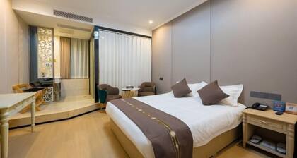 Global Village Hotel