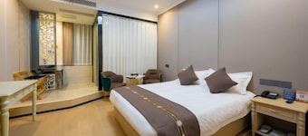 Global Village Hotel