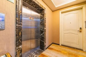 Unclassified image, 2 of 18, button - Anji Earth Village Garden Hotel (Jiuzhou Changshuo Plaza) (Anji)