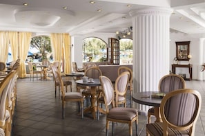 Dining - Almyrida Beach Hotel (Apokoronas)