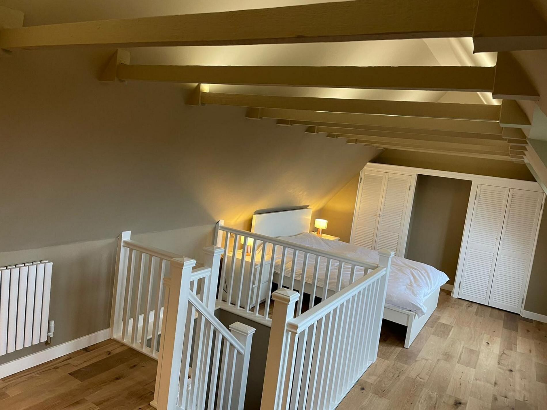 House (5 Bedrooms) | 5 bedrooms, bed sheets