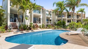 Pool - 1 St Tropez - Perfect Noosa Escape (Noosa Heads)