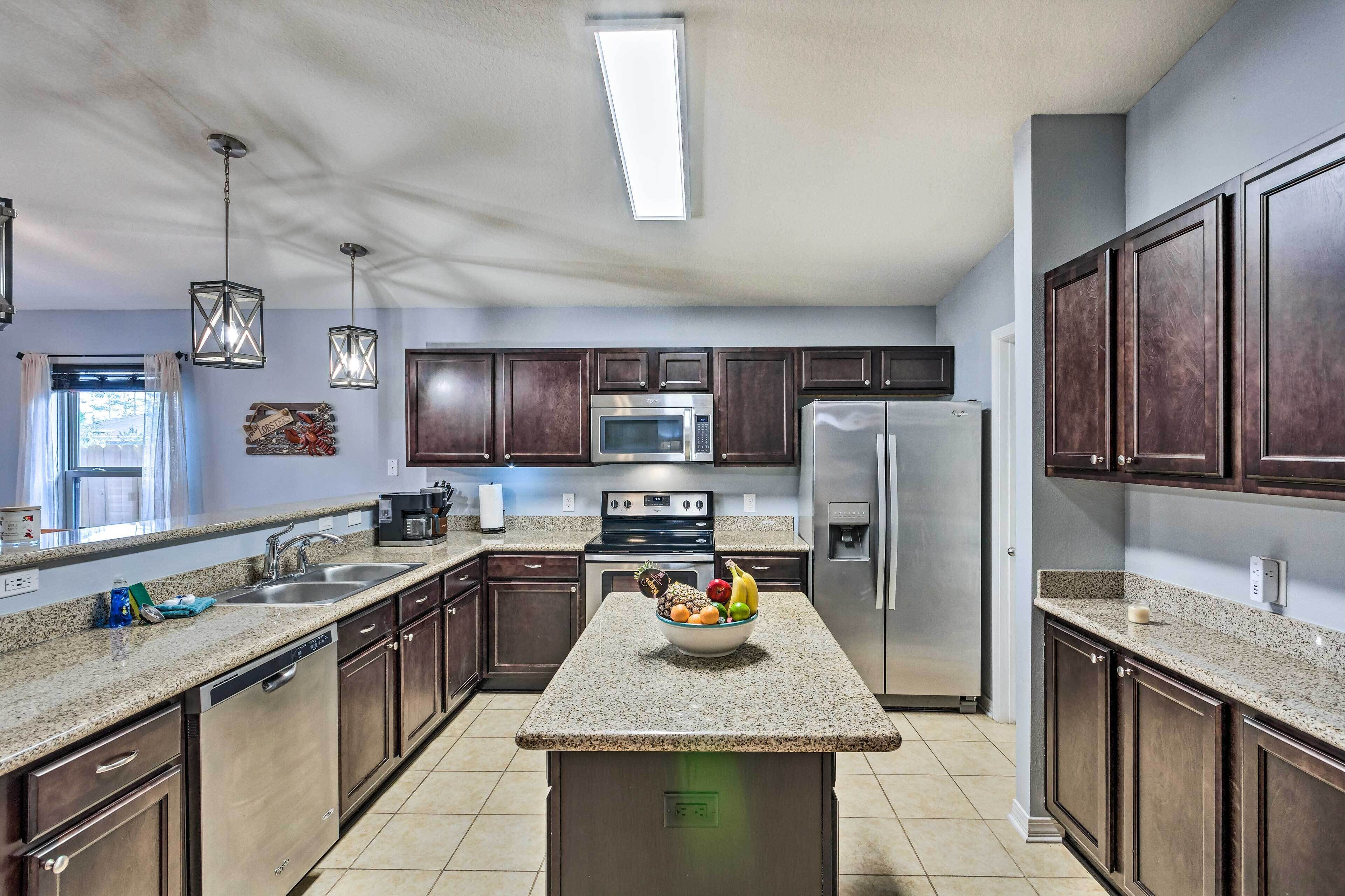 Spacious Navarre Retreat w/ Fenced-In Yard!