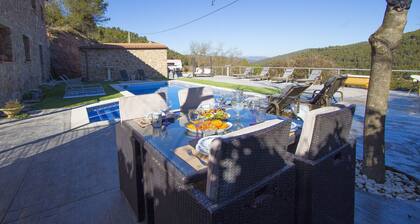 Wow! Boutique hotel converted into a private villa!
