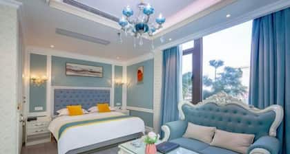 Bainian Hotel