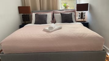 1 bedroom, WiFi, bed sheets