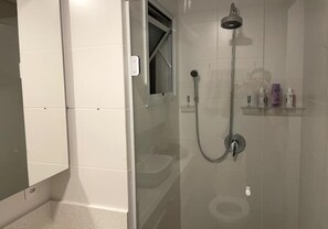Towels, toilet paper