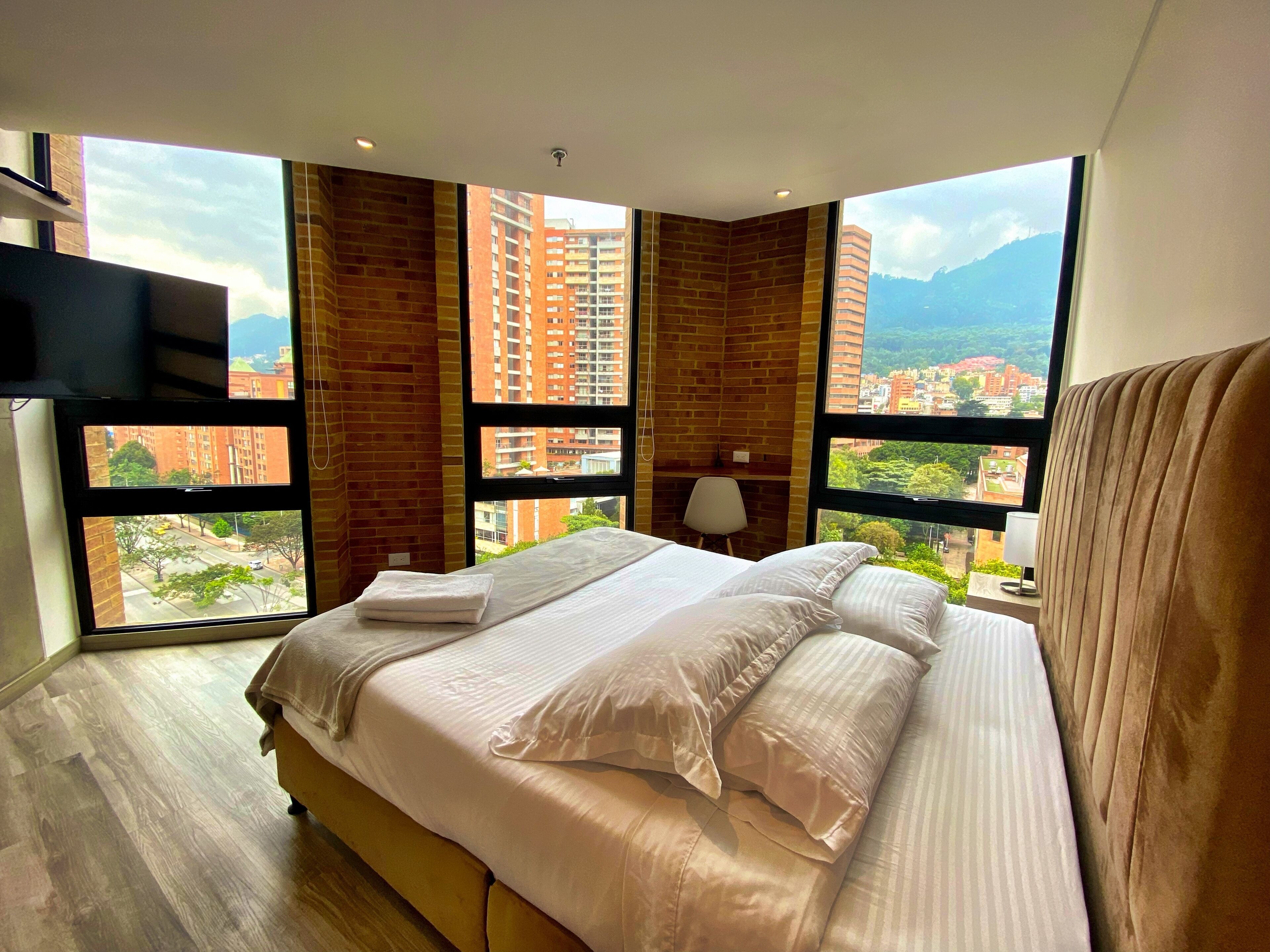 1 Schlafzimmer, Schreibtisch, WLAN, Bettwäsche