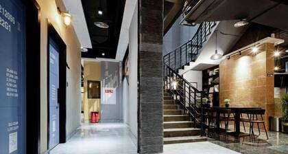 Zou Qu Ye Travel Hotel