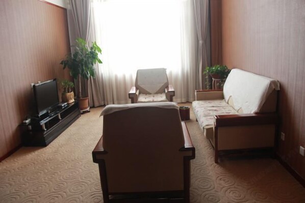 Room - Naiman Hotel (Naiman Banner)