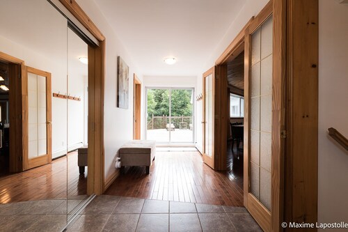 La Tour Boisée: Large Chalet in nature