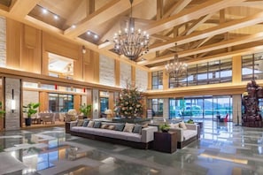 Lobby lounge - Xiuhe Hot Spring Holiday Hotel (Xiushui)
