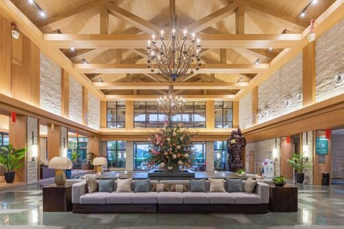 Xiuhe Hot Spring Holiday Hotel