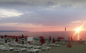 Sun-loungers