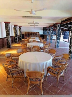 Dining - Tropical Oceanfront Quinta (Cancún)