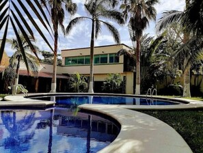 Pool - Tropical Oceanfront Quinta (Cancún)