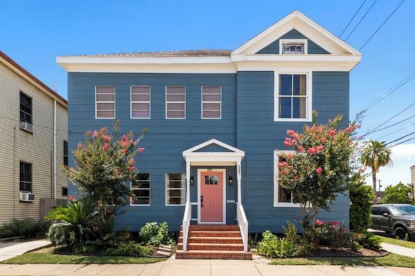 Welcome to The Pink Door House by BeachBox