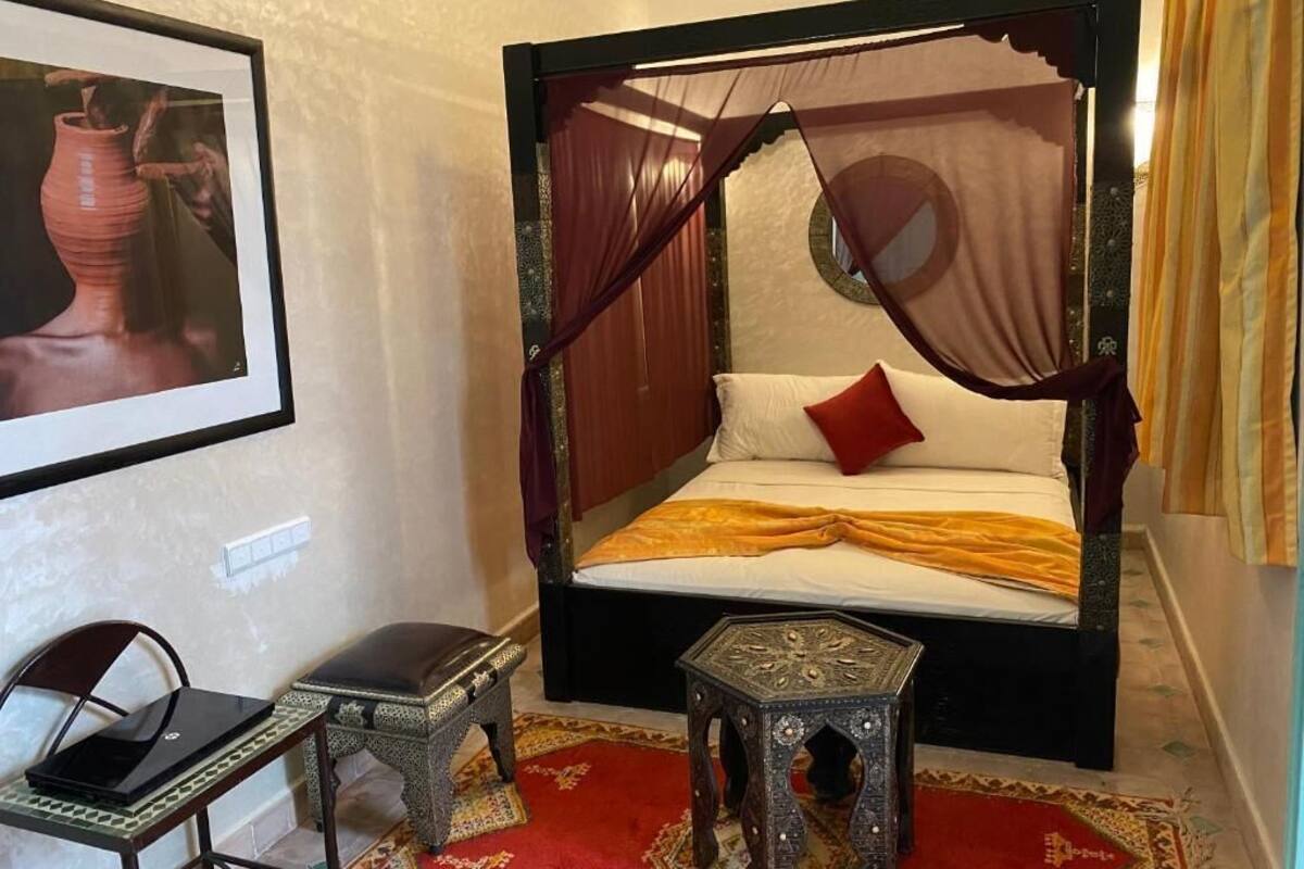 Twin room | Bathroom