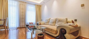 Shuanglong Hotel