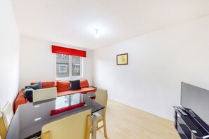 Smart TV - Spacious 2 bedroom house in Putney (London)