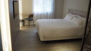 Standard Double or Twin Room | In-room safe, free WiFi - Makkan Club - Campsite (Oleiros)