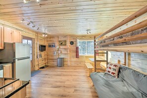 TV, DVD player, books, video library - Cozy Island Park Cabin, 20 Mi to Yellowstone! (Island Park)