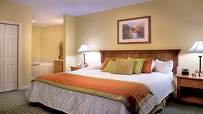 1 bedroom, in-room safe, iron/ironing board, WiFi - Smoky Mountains 1 Bedroom Deluxe (Sevierville)