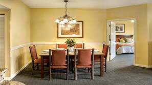 Dining - 2BD/Sevierville - Smoky Mountains Resort w/pools! (Sevierville)