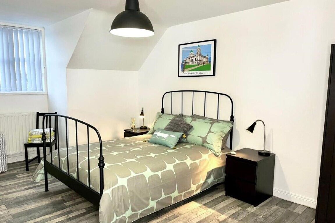 1 bedroom, travel crib, WiFi, bed sheets