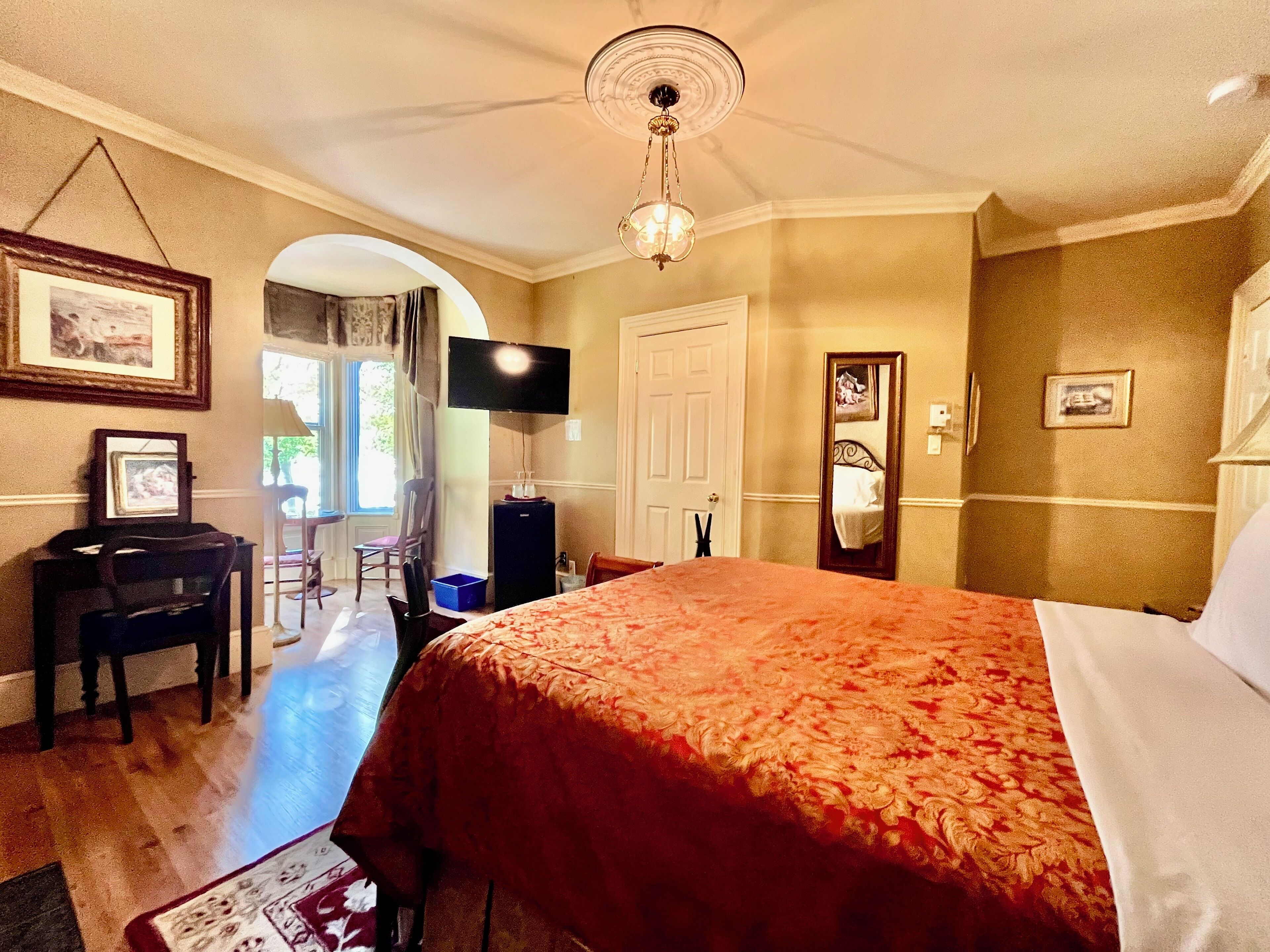 Luxury Room, 1 Bedroom, Refrigerator, Ocean View | Egyptian cotton sheets, premium bedding, down comforters, pillowtop beds