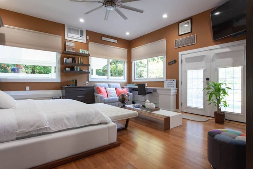 1 chambre, fer et planche à repasser, Wi-Fi gratuit, draps fournis