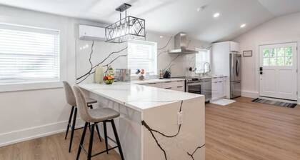 Ultra-Modern Studio | Near Hospital & NYCIM | WiFi