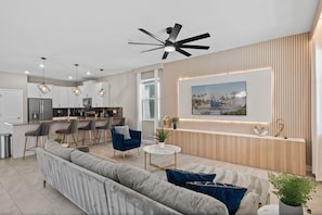 TV - 9 Bedroom/ 5 Bathroom Storey Lake (4540 TB) (Kissimmee)
