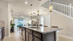 Unclassified image, 2 of 88, button - 7 Bedrooms/ 5.5 Bathrooms/ Windsor Island (3841 LA) (Davenport)