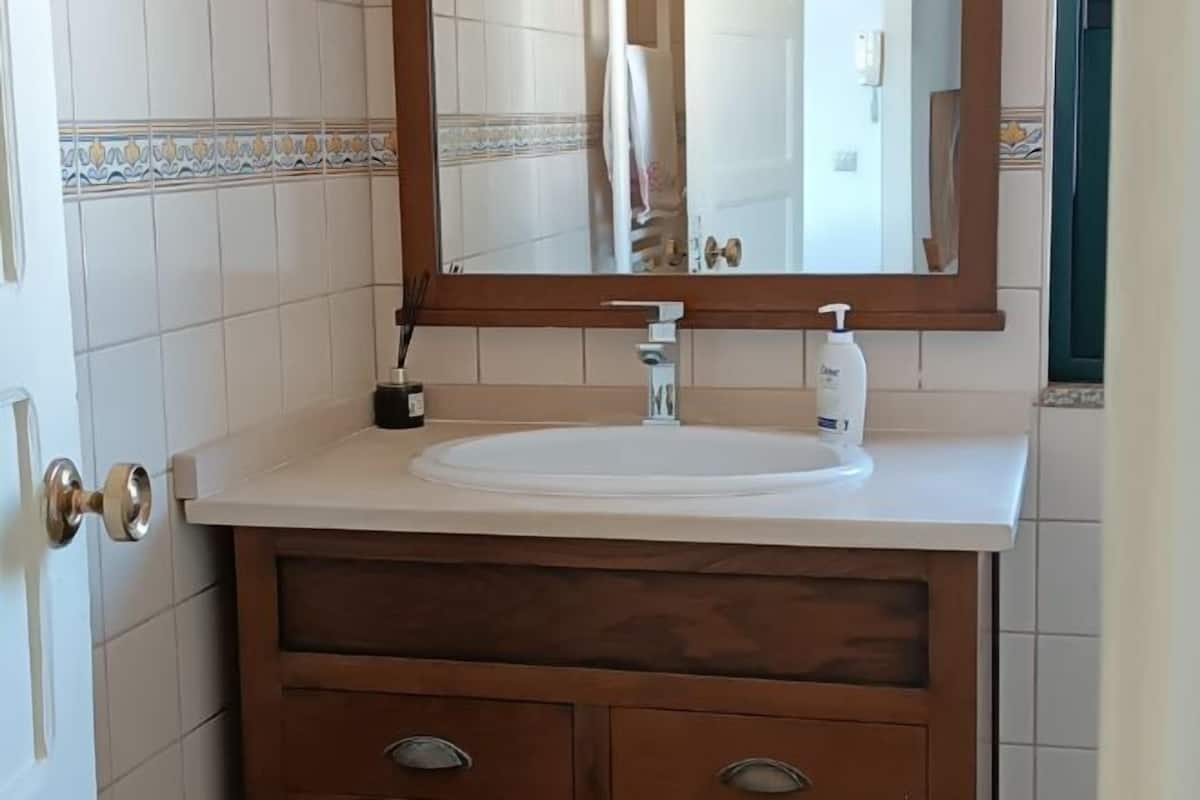 Free toiletries, hair dryer, towels, soap