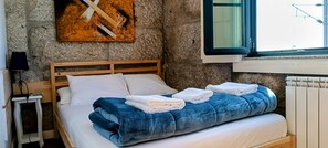Classic Double Room, 1 Double Bed, River View | Soundproofing, free WiFi - Donna Nega Guest House  (Caminha)