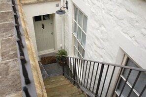Exterior detail - Luxury one bedroom apartment near centre of Bath (Bath)
