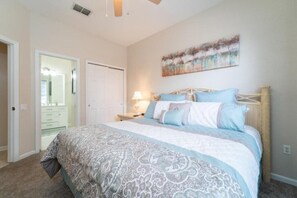 5 chambres, fer et planche à repasser, Wi-Fi, literie fournie