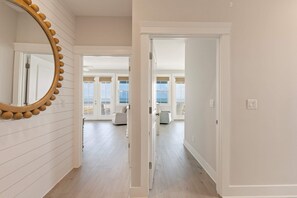 Interior - Kaikoura Oceanfront Beach House (Port St. Joe)