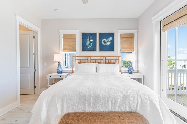 5 bedrooms, desk, iron/ironing board, WiFi