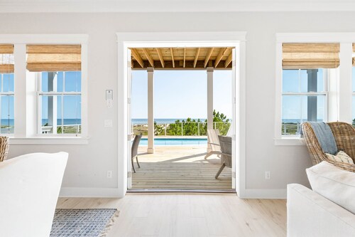 Monterey Oceanfront Beach House