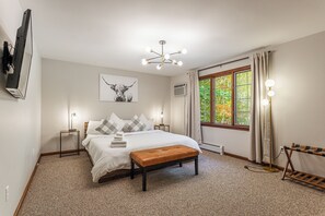 4 chambres, fer et planche à repasser, lit parapluie, Wi-Fi