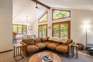 TV connectée, cheminée