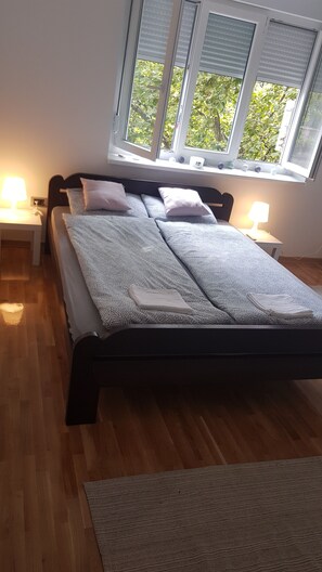 1 bedroom, WiFi, bed sheets - Apartman Vojvoda (Београд)