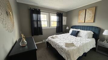 1 bedroom, free WiFi, bed sheets